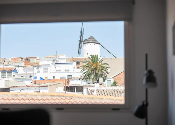 Atico Centrico Con Vistas A Los Molinos