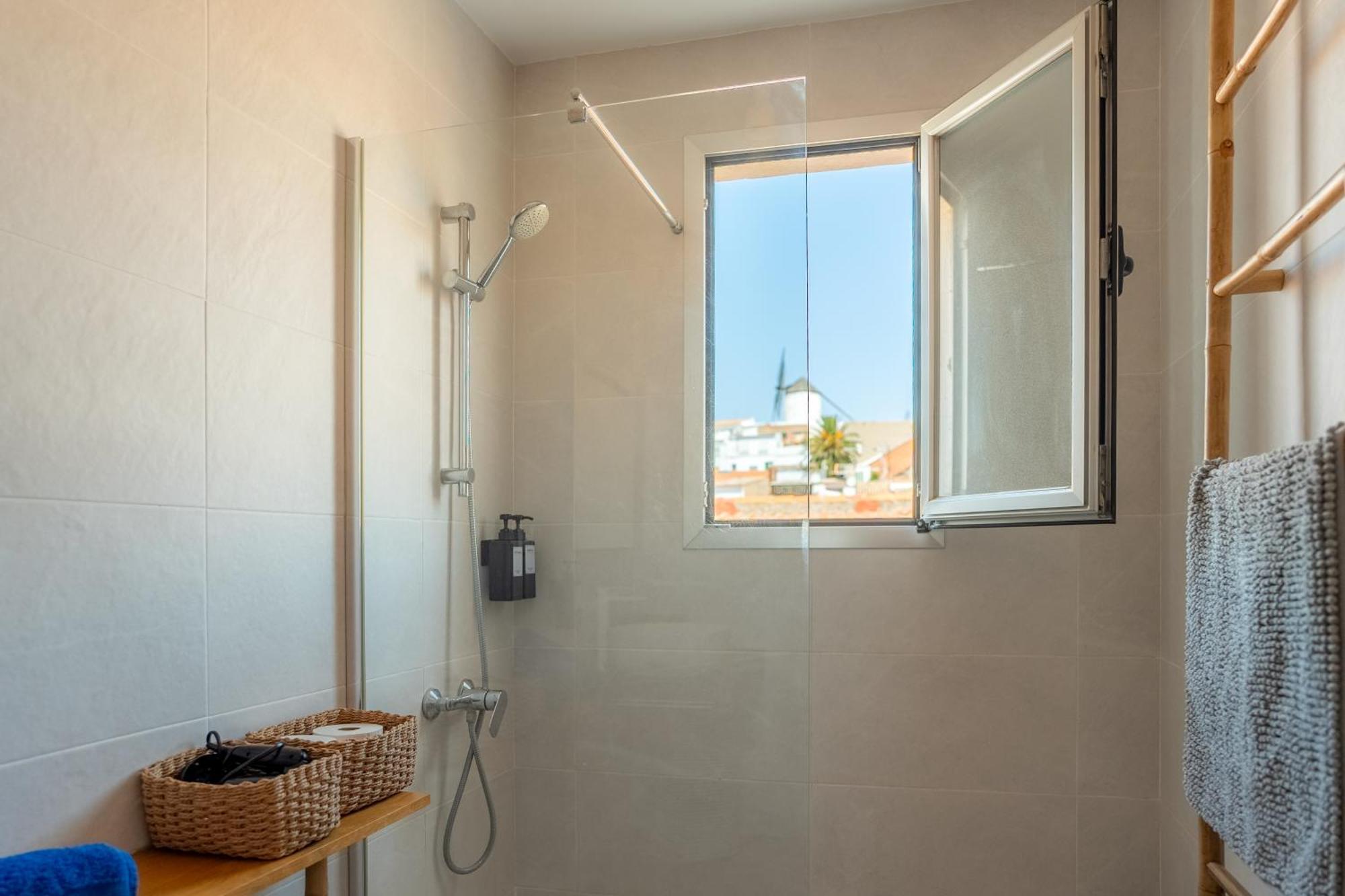 Atico Centrico Con Vistas A Molinos Apartment
